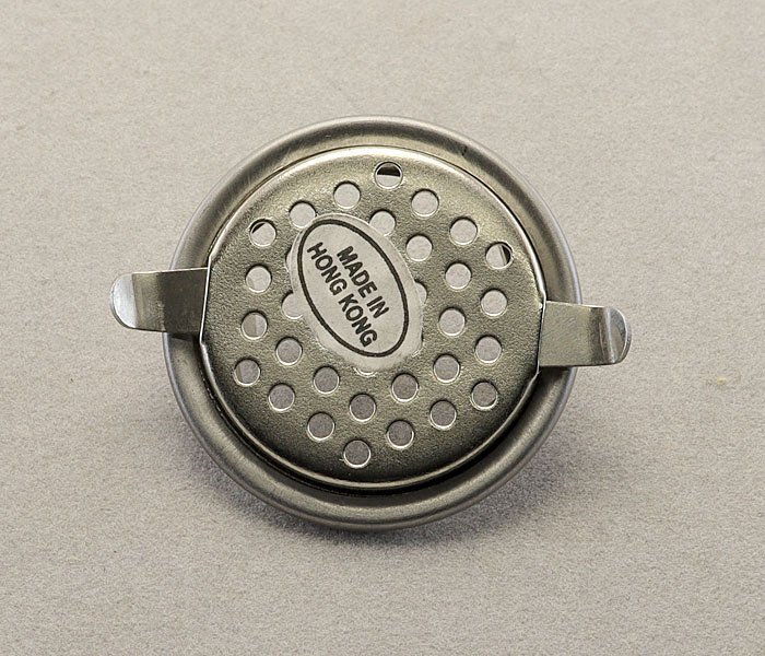 Spring-loaded cover for pipe A